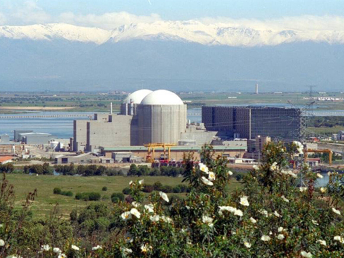 Abierto el plazo para trabajar en la recarga de la Central Nuclear de Almaraz